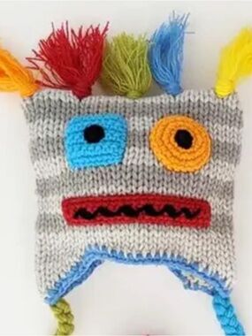 ROBOT BEANIE HAT